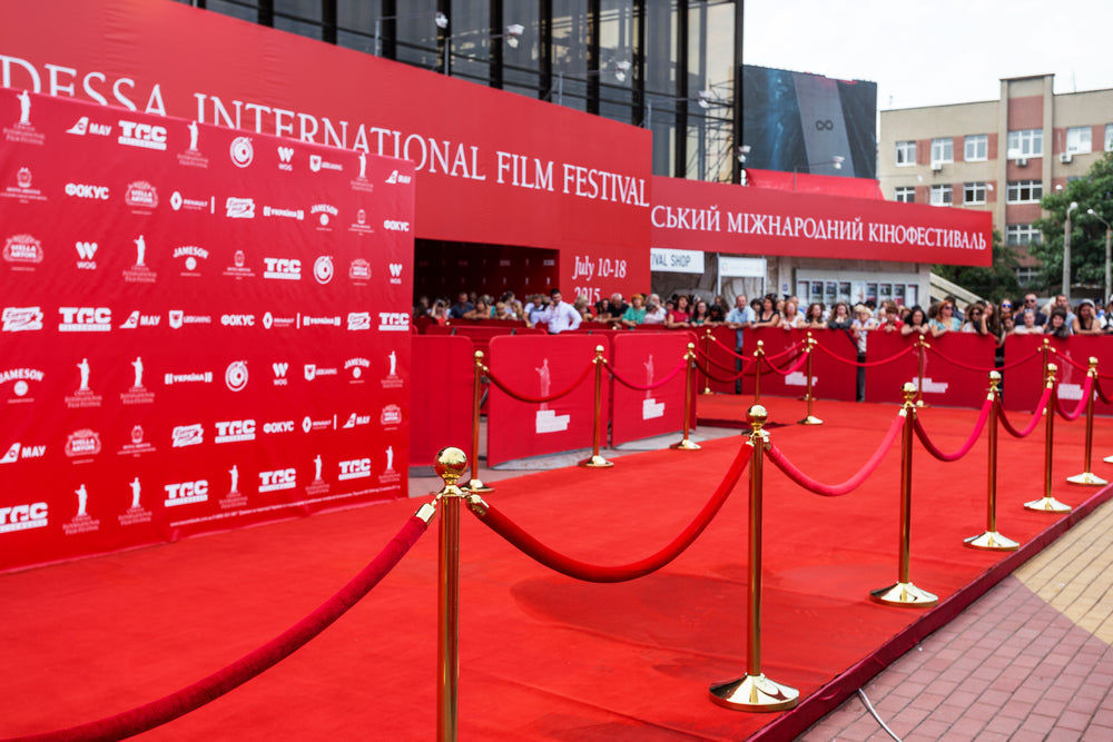 Discover the fascinating behind-the-scenes facts about celebrity red-carpet jewelry pieces. Learn how stars get paid for their red-carpet appearances.