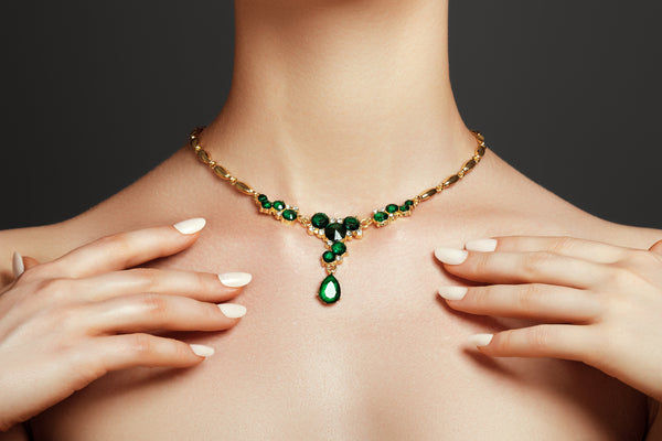 Discover the Beauty of May Birthstone Jewelry - Emeralds!