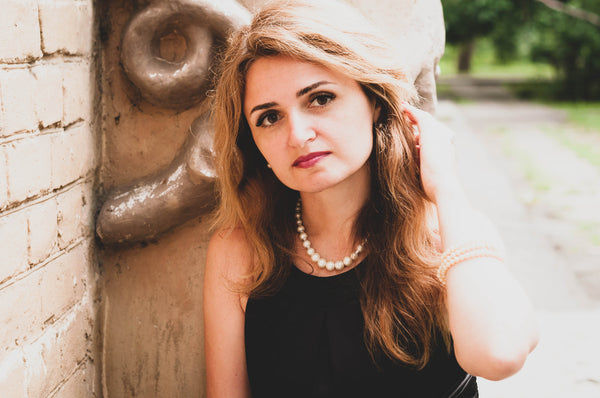 Jewelry and Clothes: Color Coordination Made Easy