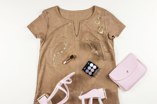 Jewelry and Clothes: Color Coordination Made Easy