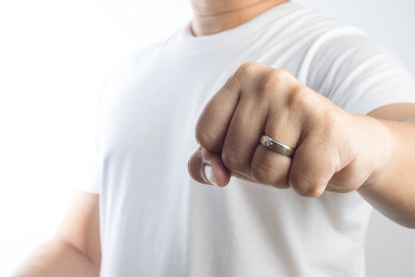 Discover Engagement Ring Traditions from Around the World!