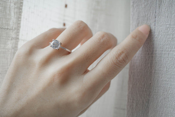 Discover Engagement Ring Traditions from Around the World!