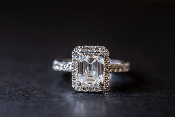 9 Colored Celebrity Engagement Rings: Ditch the Diamond?