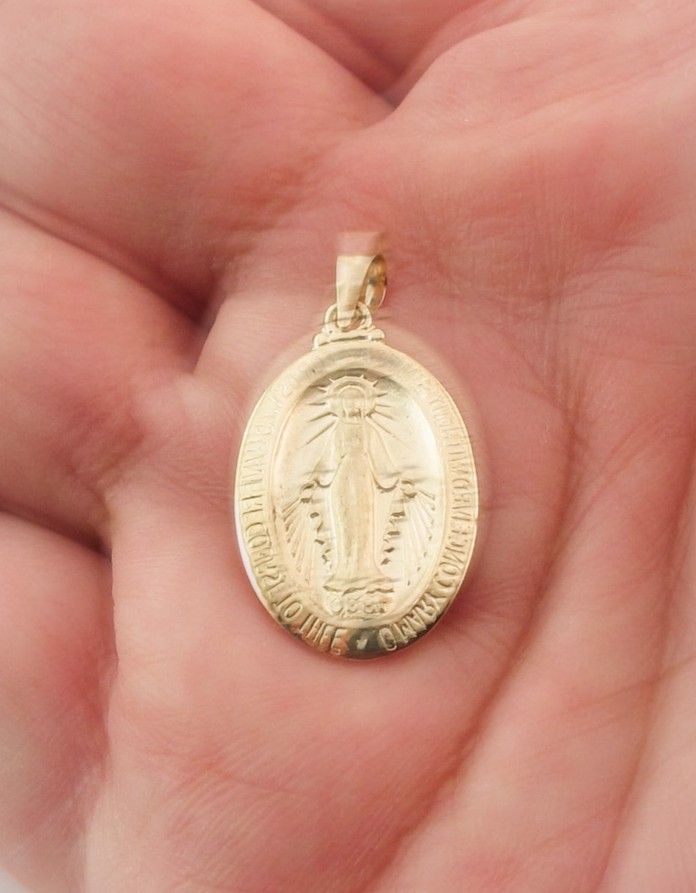 Great value & gorgeous 14kt gold medal