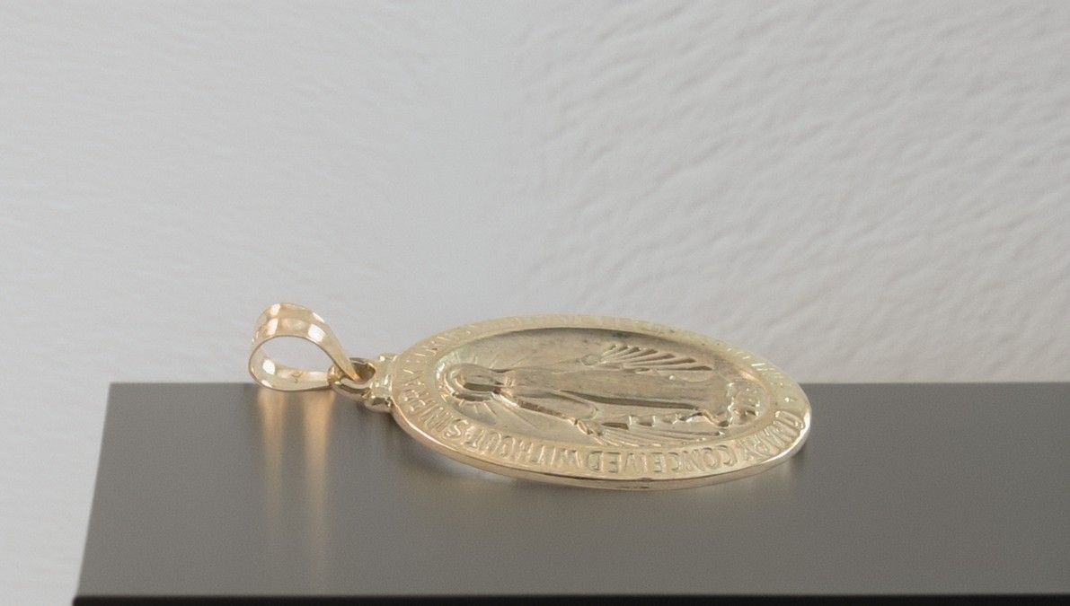 14K Solid Yellow Gold Our Lady of Miraculous Medal Blessed Virgin Mary Necklace Chain Pendant Charm