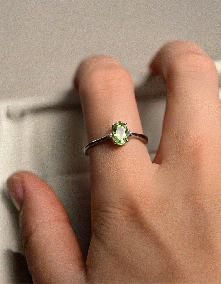 14K Solid White Gold Diamond Green Emerald Ring Gemstone Band April May Birthstone Jewelry