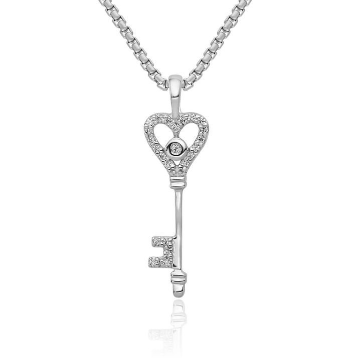 10K Solid White Gold Diamond Heart Key Necklace Chain Pendant Charm