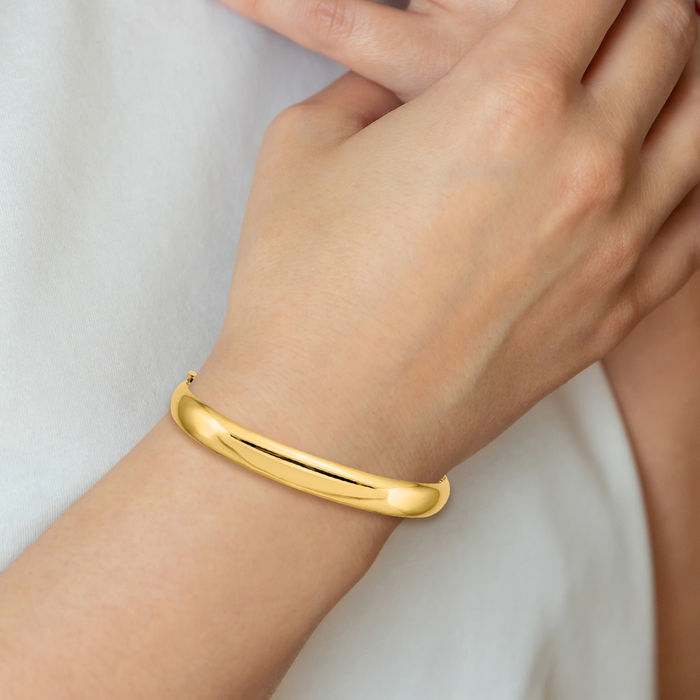 10K Solid Yellow Gold 7.90mm Bangle Bracelet