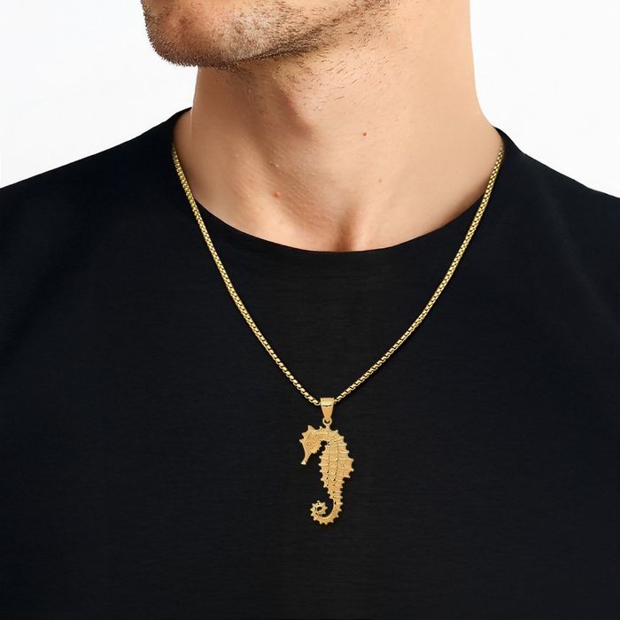 14K Solid Yellow Gold Seahorse Pendant Necklace