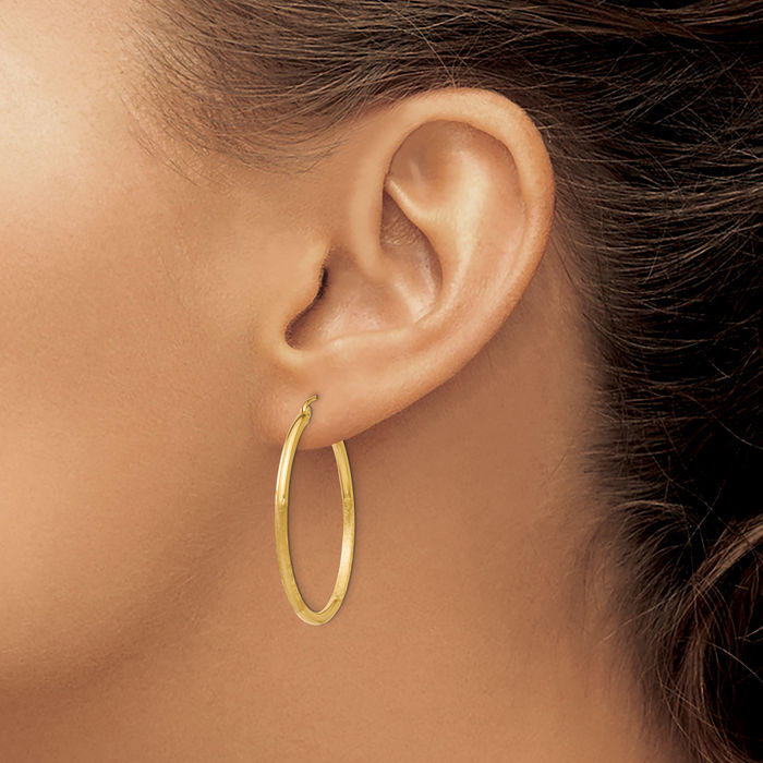 14K Solid Yellow Gold 2mm Round Tube Medium Hoop Earrings