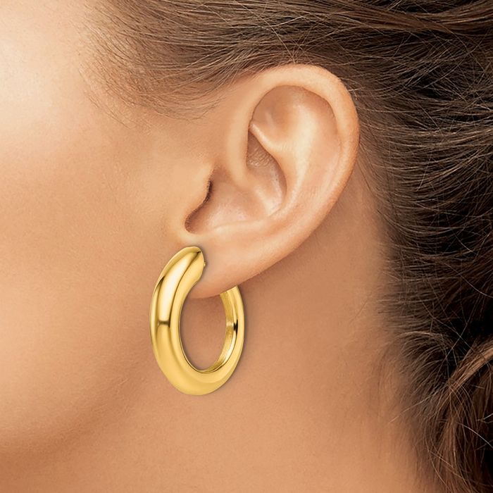 14K Solid Yellow Gold Graduated Round Medium Hoop Earrings