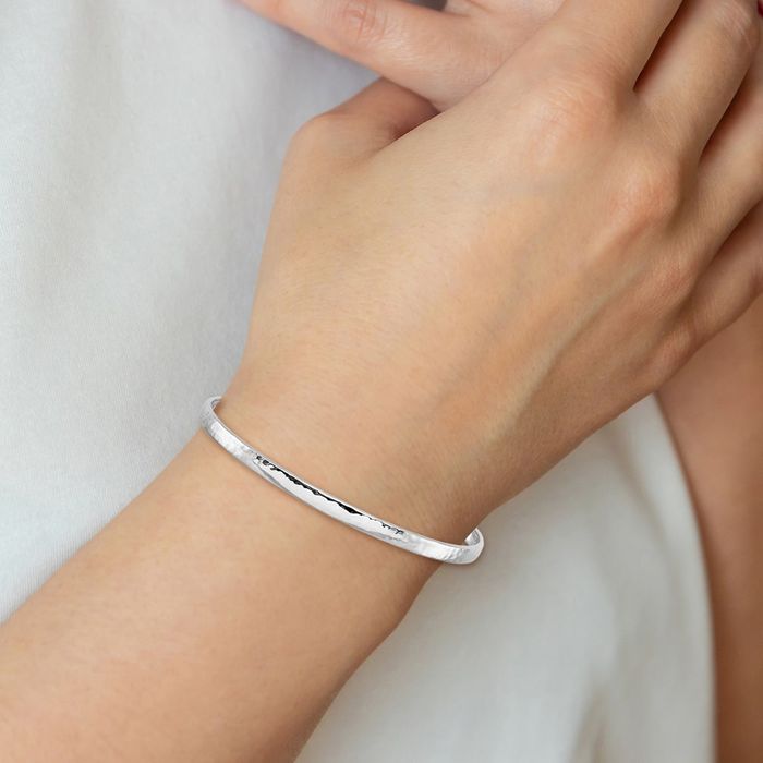 18K Solid White Gold Hammered Slip On Bangle Bracelet