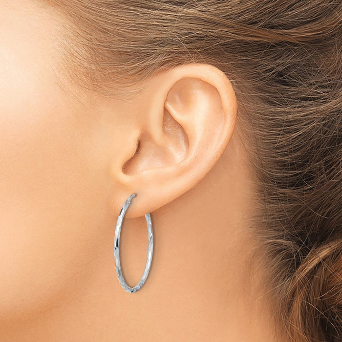 925 Sterling Silver 1.60mm Round Medium Hoop Earrings