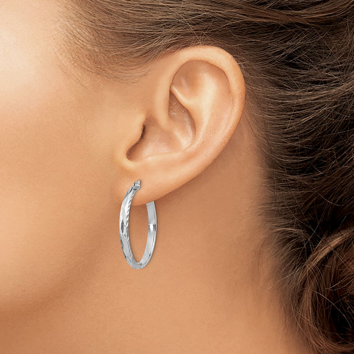925 Sterling Silver 2.5mm Round Medium Hoop Earrings